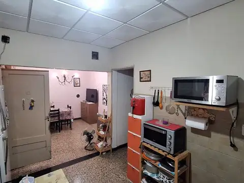 DOS CASAS EN VENTA 3 DORMITORIOS BELLA VISTA