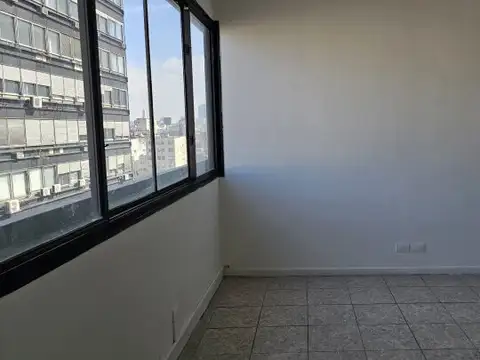 Oficina en Alquiler en Centro, $ 700.000