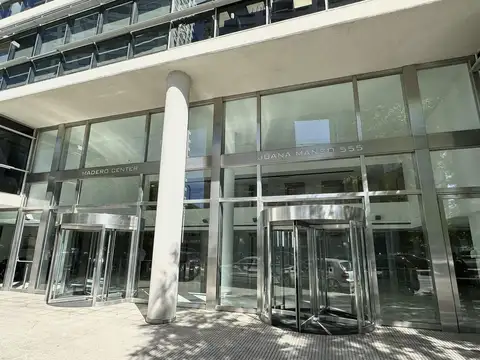 OFICINA DE 225M2 + 2 COCHERAS EN MADERO CENTER