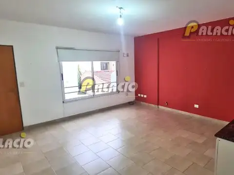 Departamento en Alquiler en Villa Bosch, $ 400.000