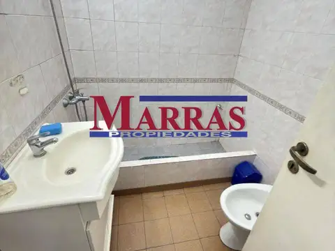 Casa en Alquiler en Ramos Mejía, $ 650.000