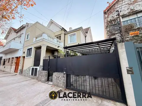 Casa 6 ambientes en La Lucila!!