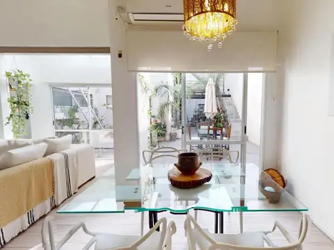 Casa en venta - 5 Dormitorios 6 Baños - Boedo