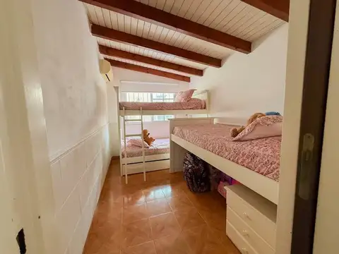 Depto Tipo Casa en Venta con 1 cocheras