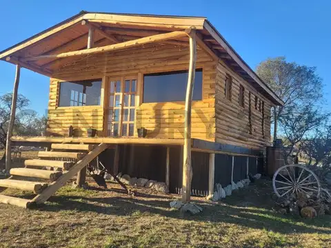 VENTA - Hermosa Cabaña en Sierras Chicas de Calamuchita - ESCRITURA