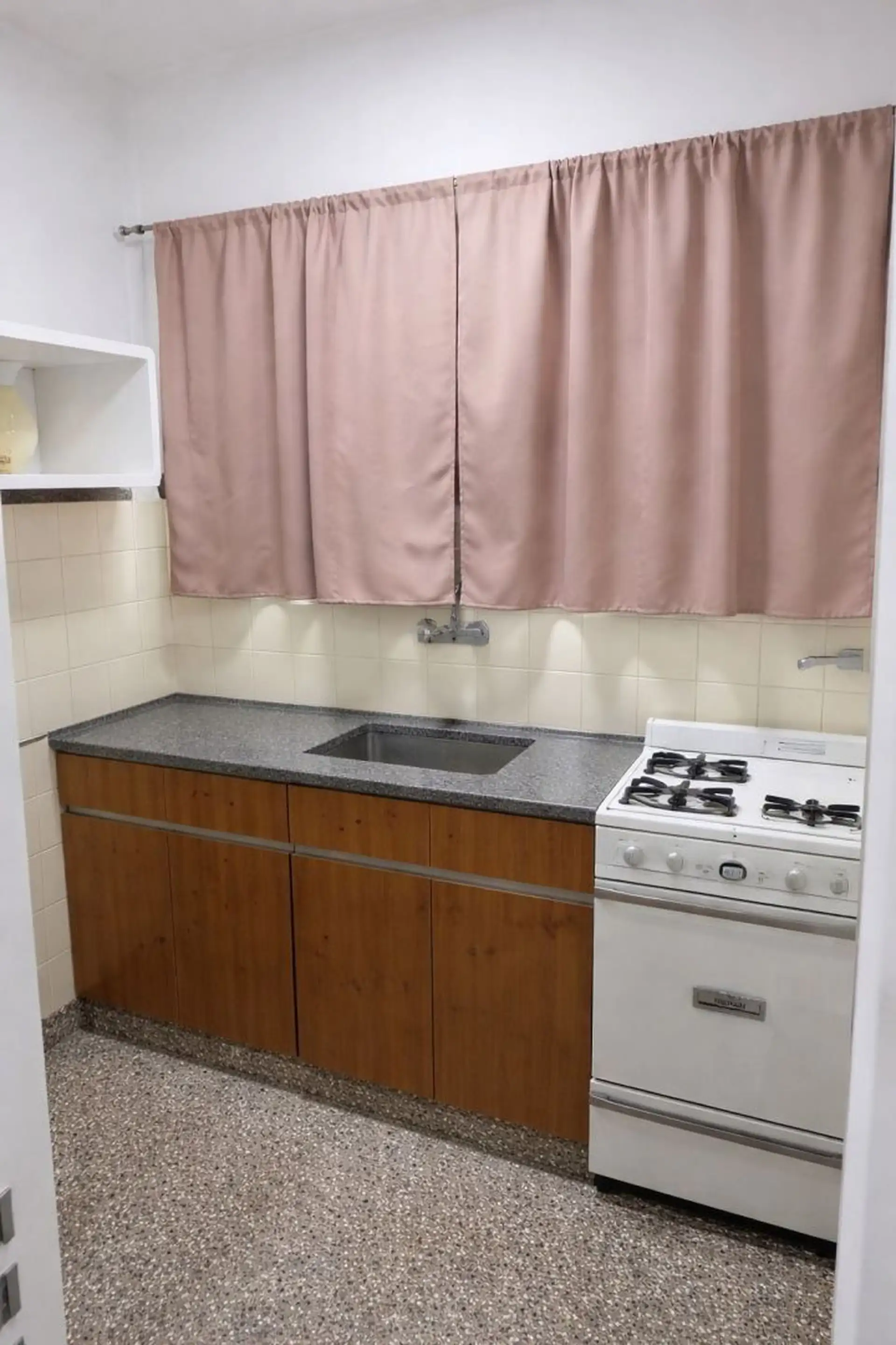 OPORTUNIDAD DEPARTAMENTO 1 AMBIENTE A LA CALLE CON BALCÓN EN ZONA CENTRO