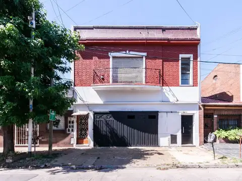 PH venta 3 ambientes con cochera patio- Avellaneda