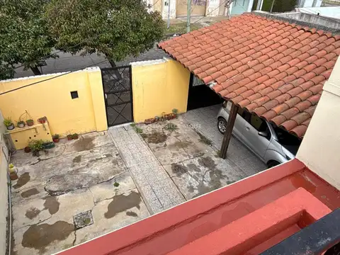 Depto Tipo Casa en Venta 60 años