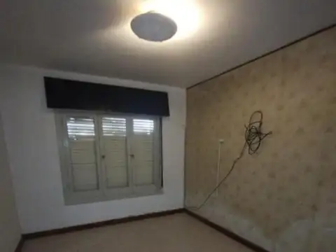 Casa en venta - 4 Dormitorios 2 Baños - Río Cuarto