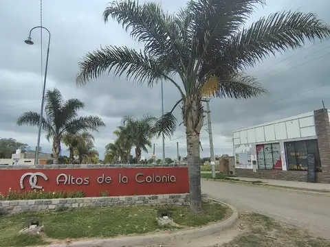SE VENDE LOTE EN ALTOS DE LA COLONIA 350m2