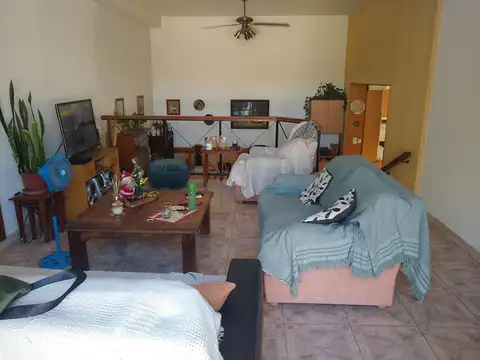 Depto Tipo Casa en Venta en Mataderos, USD 230.000