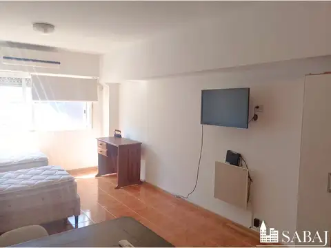 Departamento en Alquiler en Monserrat, $ 600.000