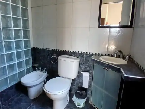 Depto Tipo Casa 2 ambientes con 1 baño