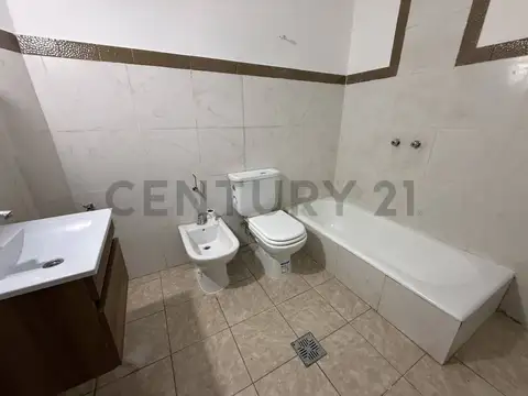 Departamento 4 ambientes con 1 baño