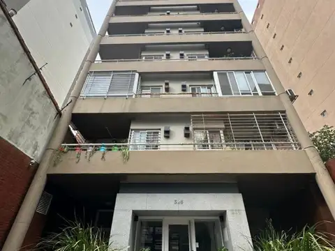 DEPARTAMENTO 3 AMB CON COCHERA Y BAULERA AMOBLADO QUILMES