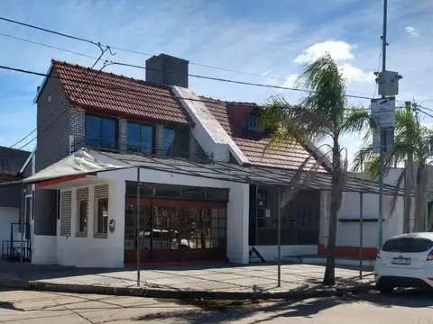 Casa frente al río en venta Gualeguaychu