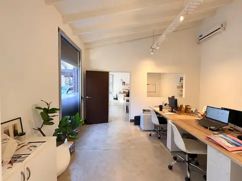Oficina tipo stud Martinez