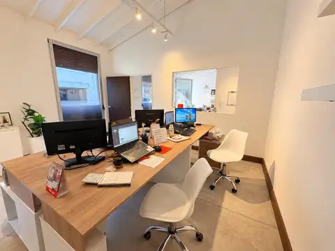 Oficina en Venta al Norte