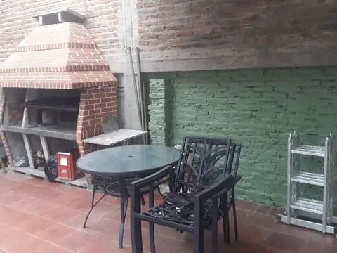 Casa en Venta en Isidro Casanova, USD 140.000