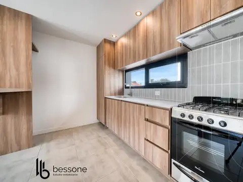 Depto Tipo Casa en Venta de 3 ambientes