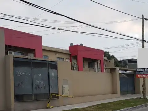 Cesar Malnatti 2200, Piso PB