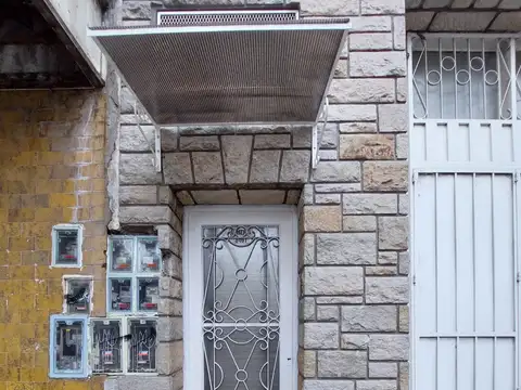 DEPARTAMENTO 3 AMBIENTES - SIN EXPENSAS - MAXIMO 2 PERSONAS -