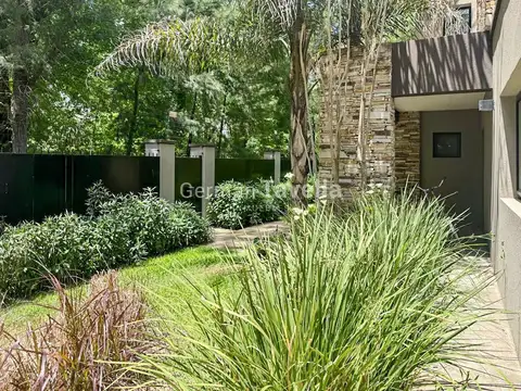Casa en Venta en Barrio Parque Leloir, USD 950.000