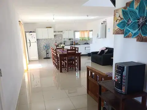 Casa en Venta en Villa Parque Siquiman, USD 120.000