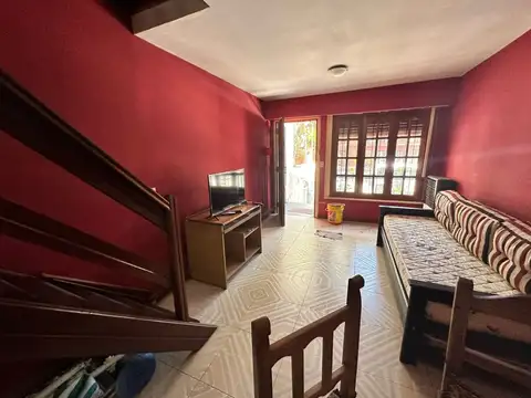 Casa 4 ambientes con 1 baño