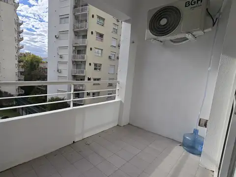 Departamento en Alquiler con 1 cochera
