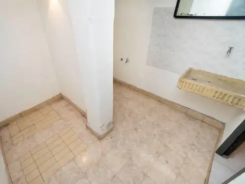 Galpon en Venta en Parque Avellaneda, USD 220.000