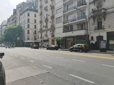 Local en Alquiler en Barrio Norte, USD 9.000