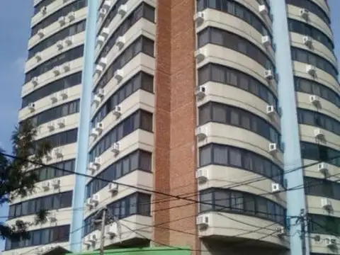 Mtro. A. D´Elia 890 , Piso 14