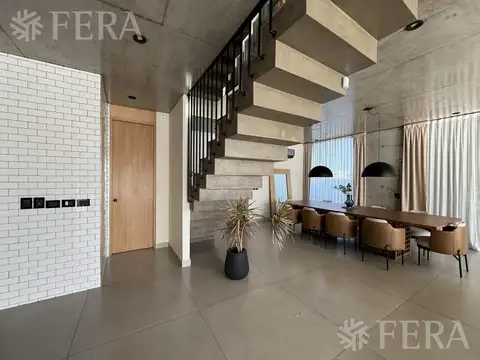 Casa en Venta al Oeste