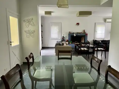 Casa en Alquiler Temporal de 4 dormitorios