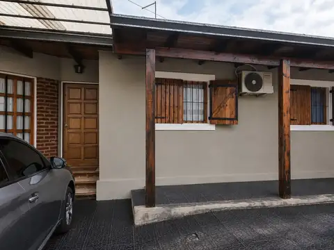 CASA EN VENTA LA PLATA APTA CREDITO