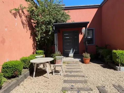 Casa en venta de 2 dormitorios c/ cochera en Zárate