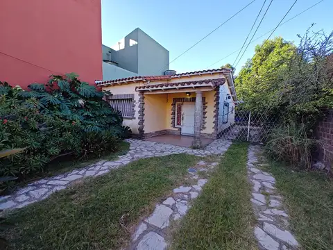 Casa Chalet en venta en G. de Lafarrere