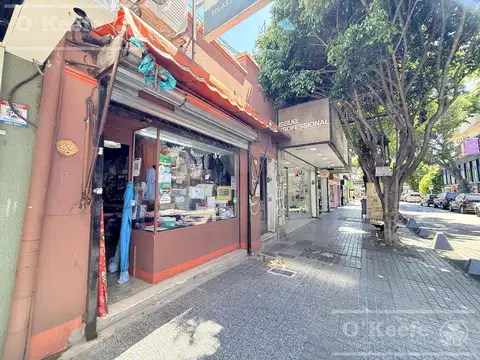 Local en Alquiler en Bernal, $ 1.800.000