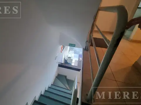 Oficina en Alquiler al Norte