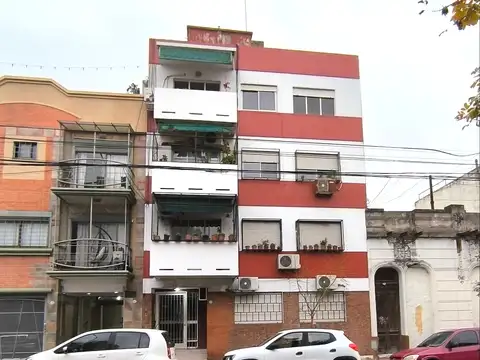 VILLA CRESPO DEP 2 AMB A MTS PARQUE CENTENARIO