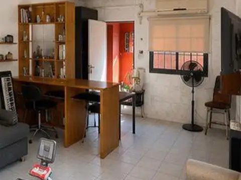 Casa 6 ambientes con 3 baños