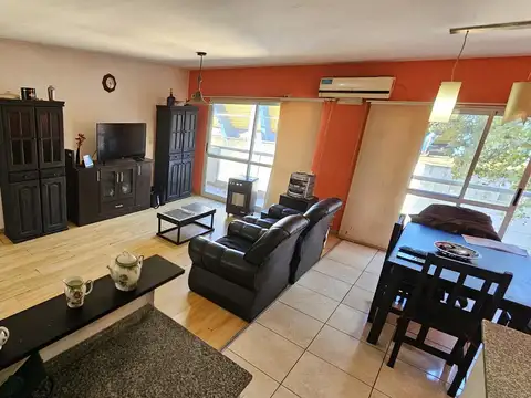 Venta Departamento 2 Dormitorios Arroyito - Cordiviola 1135 - Piso 3