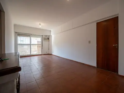 Venta departamento 3 dormitorios 2 balcones Abasto