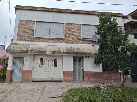 Excelente casa en venta en Gregorio de Laferrere