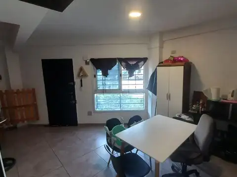 Triplex 3 Ambientes en Venta en Lomas del Mirador