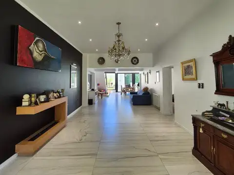 VENTA CASA MODERNA A ESTRENAR EN CANDIOTI SUR