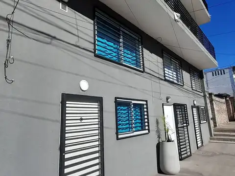 Departamento en Alquiler en Billinghurst, $ 450.000