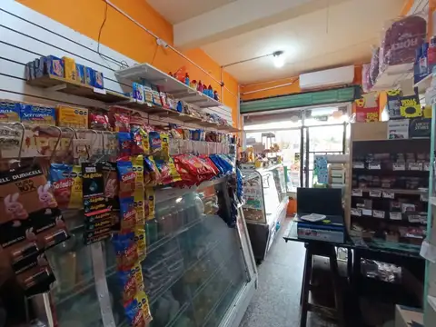 Fondo de Comercio Almacén, Kiosco, Fiambreria en venta en Av. Avellaneda 2466 - Virreyes
