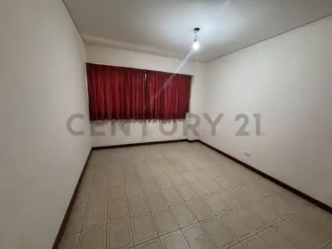 Oficina 2 ambientes con 1 baño